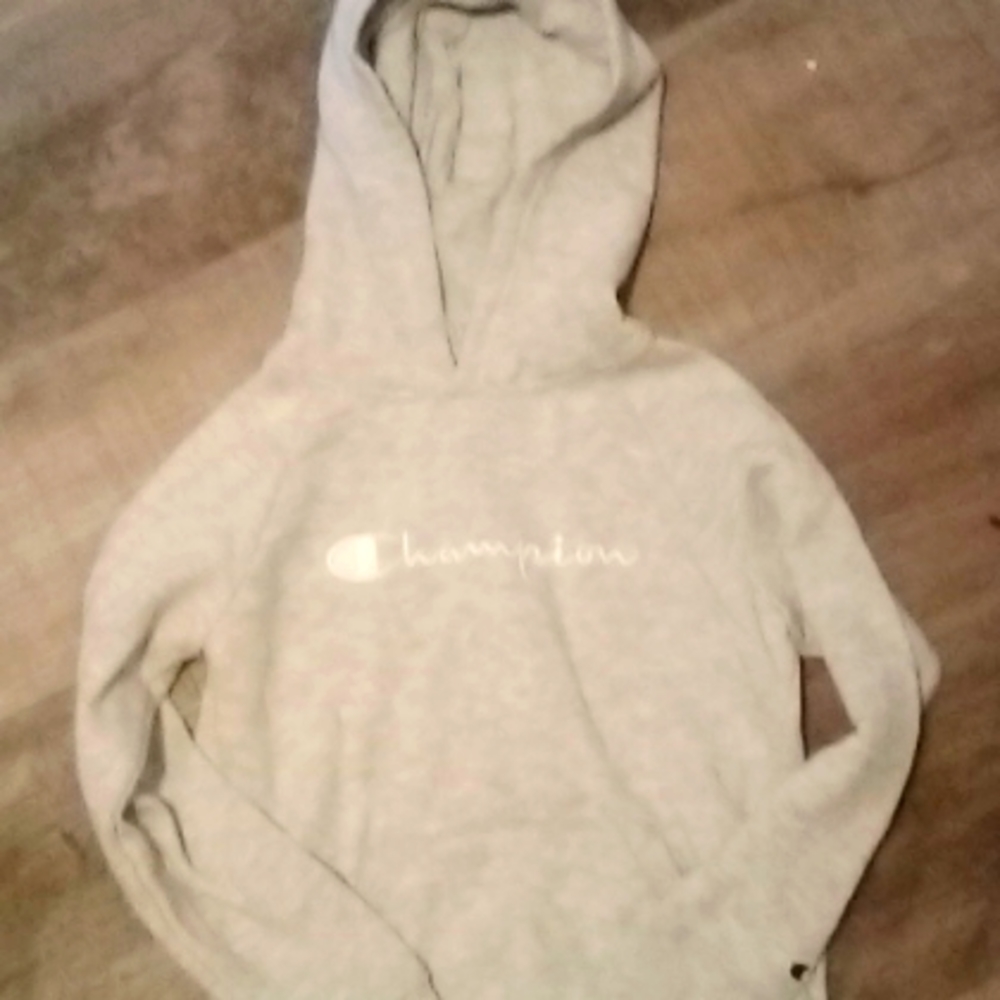 Girls Champion Sweater, size 6x, grey with pink filled inside the C of champion